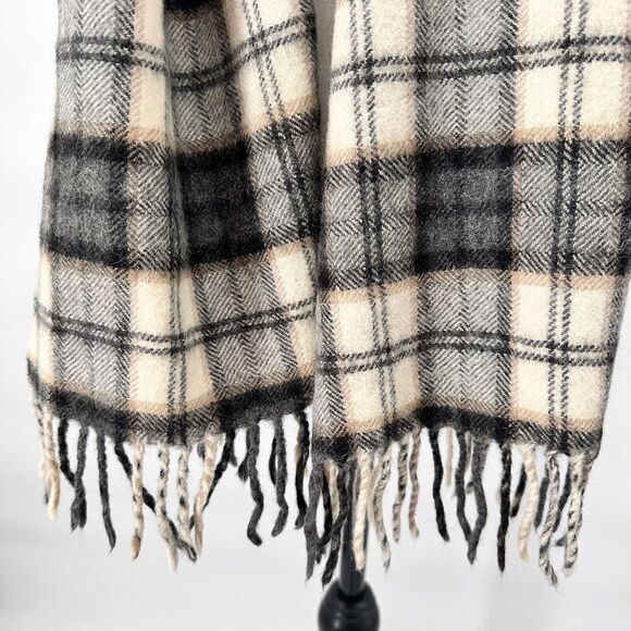 100% Baby Alpaca  Gray, Beige, Black Scarf, Plaid Alpaca 111, Made In Peru‎ - Picture 5 of 9
